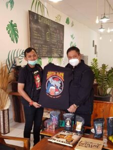 Ngopi Pagi Dengan Bupati, Komunitas Sepakat Untuk Ikut Bersama Pemerintah Membangun Dairi.