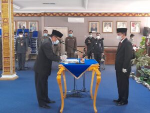 Bupati Lampura Lantik Tiga Pejabat Eselon Dua