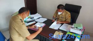 Kadis Dukcapil Dairi Teken PKS Pemanfaatan Data NIK dengan Enam Pimpinan OPD Dairi