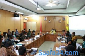 Bahas Percepatan Pembangunan Desa, Bupati Dairi Panggil Seluruh Camat