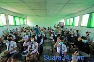 Bupati Dairi Mengapresiasikan 47 Orang Siswa Berprestasi Tingkat SLTP