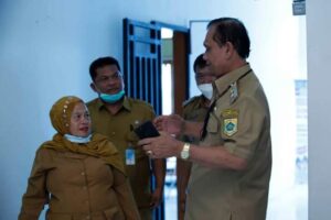 Wakil Bupati Pakpak Bharat Kunjungi Kantor Camat Tinada