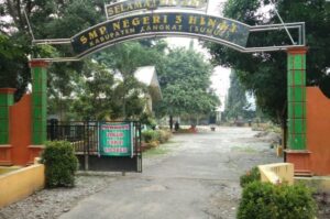 Alamak !!! Kepala Sekolah SMP Negeri Di Kabupaten Langkat, Diduga Sunat Dana Bantuan PIP