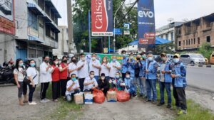 SOLITD Sumut Bagikan 400 Paket Takjil Di Letda Sujono Medan