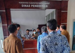 Hari Pertama Masuk Kerja, Wabup Bupati Pakpak Bharat Lakukan Sidak Disiplin Pasca Libur Hari Raya Idul Fitri