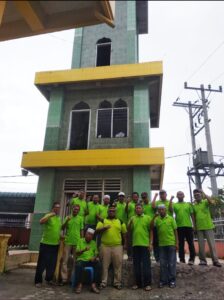 BKM Al Alhasanah Memulai Renovasi Menara Masjid Perdana Secara Bergotong-Royong Dengan Penuh Semangat