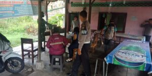 Serda Agus Nawan Dan Tim PPKM Skala Mikro Laksanakan Giat Tracing Dan Penyemprotan Desinfektan