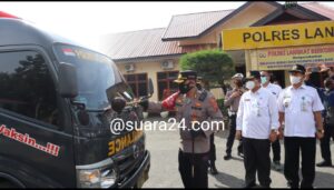 Kapolres Langkat “Jemput Bola” Vaksinasi Warga Pedalaman Fengan Mobil Gerai Vaksinasi Keliling