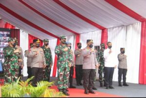 Panglima TNI dan Kapolri Tinjau Vaksinasi Covid-19 Di Sumut