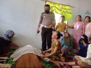 Akibat Oleng Dum Truck Laka Tunggal di Desa Aras Kabu, Sat Lantas Polresta Deli Serdang Bergerak Cepat Turun Ke TKP”