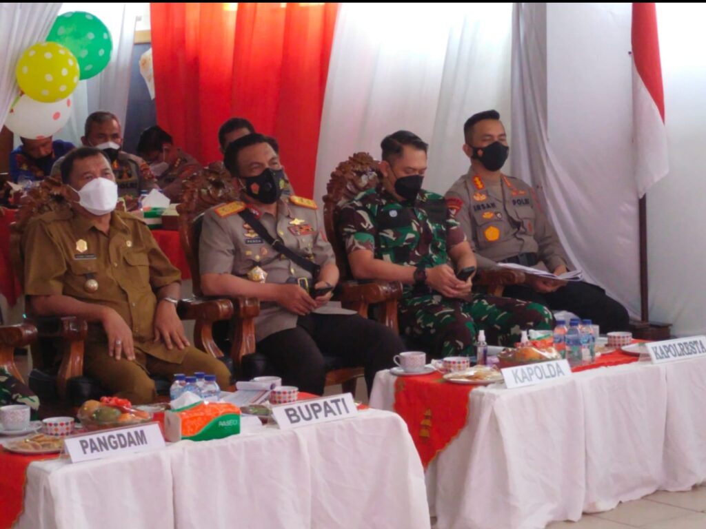 Zoom Meeting Dengan Kapolri, Kapolresta DS Dampingi Kapoldasu dan Pangdam I/BB Pada Gelaran Vaksinasi Serentak
