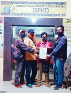 PWDS Dampingi Media BaraNews Laporkan Warga Turki Rampas Hanphon Saat Meliput