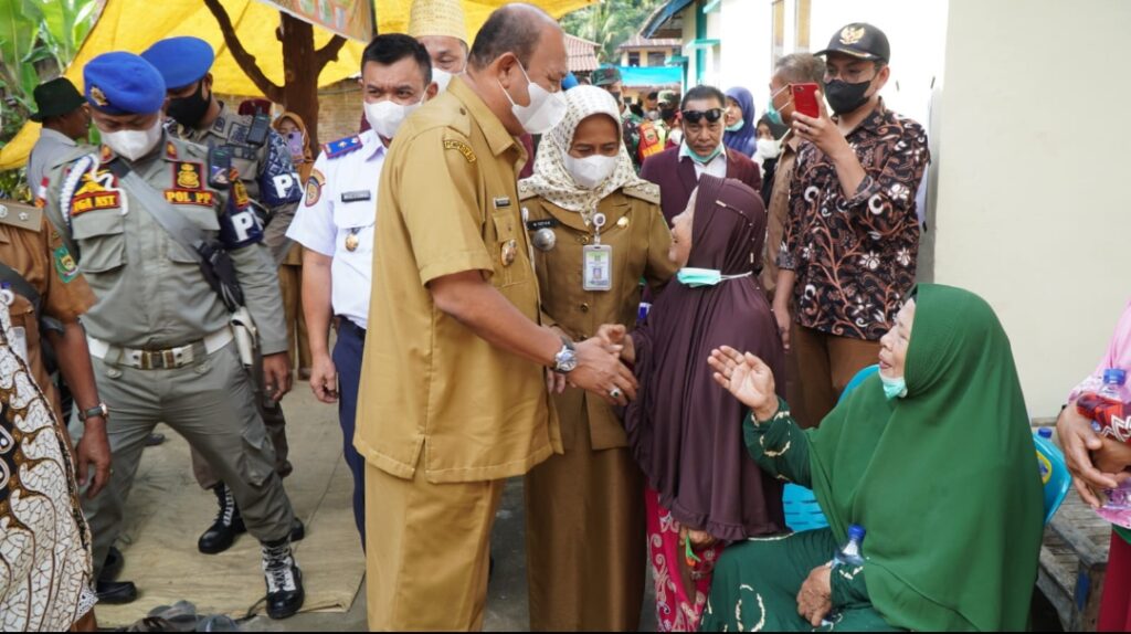 Menjelang HUT ke-48 PPNI, Syah Afandin Tinjau Khitanan Massal & Pengobatan Gratis