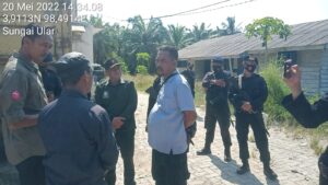 Puluhan Brimob Lakukan Pengamanan di Lahan Hutan Produksi, Warga Resah