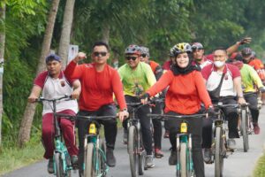 Sambut HUT Bhayangkara ke-76 Tahun 2022, Polres Langkat Giat Fun Bike