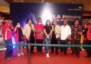 Masyarakat Kota Medan Berbondong-Bondong Hadiri Gala Premier Film Nariti Romansa Danau Toba