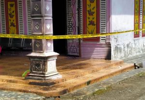 Rumah Kades Tanjung Gunung Dimolotov OTK Hingga Kaca Berserakan