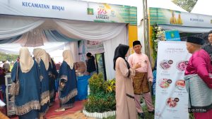 Hari Jadi Langkat Ke-273, “Dapur Budek” Tampil di Stand UMKM, Agustari: Meminta Dinas Terkait Bisa Permudah Pendaftaran dan Suntikan Modal
