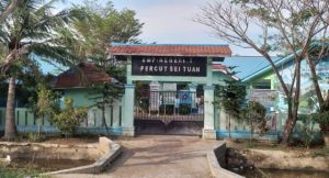 Oknum Guru di SMP N7 Percut Sei Tuan Diduga Lontarkan Kata-kata Kasar Terhadap Siswinya