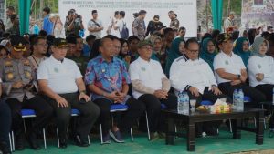 Plt Bupati Langkat Bersama Pj Gubernur Sumut Tanam 10 Ribu Bibit Mangrove