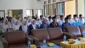 Goes to School Himala Unimal Informasikan Beasiswa ke Pelajar di Langkat