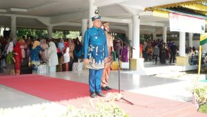 Upacara Hardiknas, Pj Bupati Langkat: Guru Harus Menjadi Penggerak Perubahan Indonesia Lebih Baik