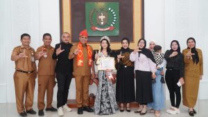 Faisal Hasrimy Beserta Ketua TP PKK Langkat Sambut Hangat Calon Puteri Batik Cilik 2024
