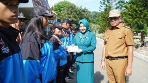 Pj Bupati Langkat Berikan Penghargaan Kecamatan Terbaik Dan Atlet Berprestasi