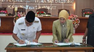 Pj Bupati Langkat Hadiri Rapat Paripurna DPRD Langkat, Nota APBD 2024