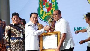 Hadiri Launching Program Sertakan, Pj Bupati Langkat Terima Penghargaan