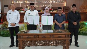 DPRD dan Pemkab Langkat Sahkan P APBD Senila 2,7 Triliun