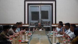 Tuntut Pembatalan SK dan Stop Kriminalisasi, Guru Honorer Temui Pj Bupati Langkat