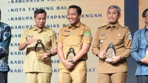 Dinas Kominfo Langkat Raih Penghargaan KIP Sumut