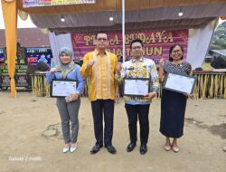 Plt Kadisdik, Beri Penghargaan ke Tiga Guru Penggagas di SDN Langkat