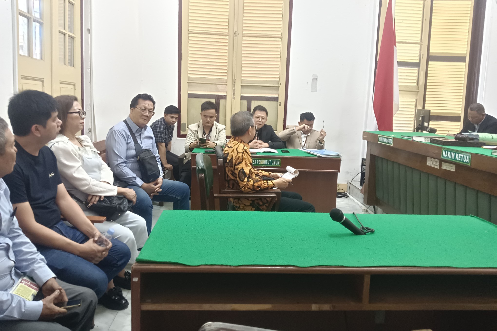 Sidang gugatan rumah di Jalan Gandhi Medan yang berlangsung di Ruang Cakra 8 Pengadilan Negeri (PN) Medan, Kamis (25/09/2025) siang.