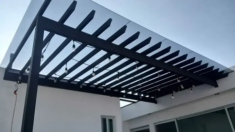 Tren Arsitektur Minimalis Dorong Popularitas Kanopi, Pagar, dan Tangga Besi di DIY