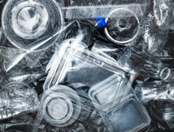 Plastik Kemasan: Pabrik Standing Pouch Terbaik di Indonesia dan Berkualitas