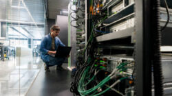 Raja Server Hadirkan Solusi Infrastruktur IT untuk Kebutuhan Bisnis Modern
